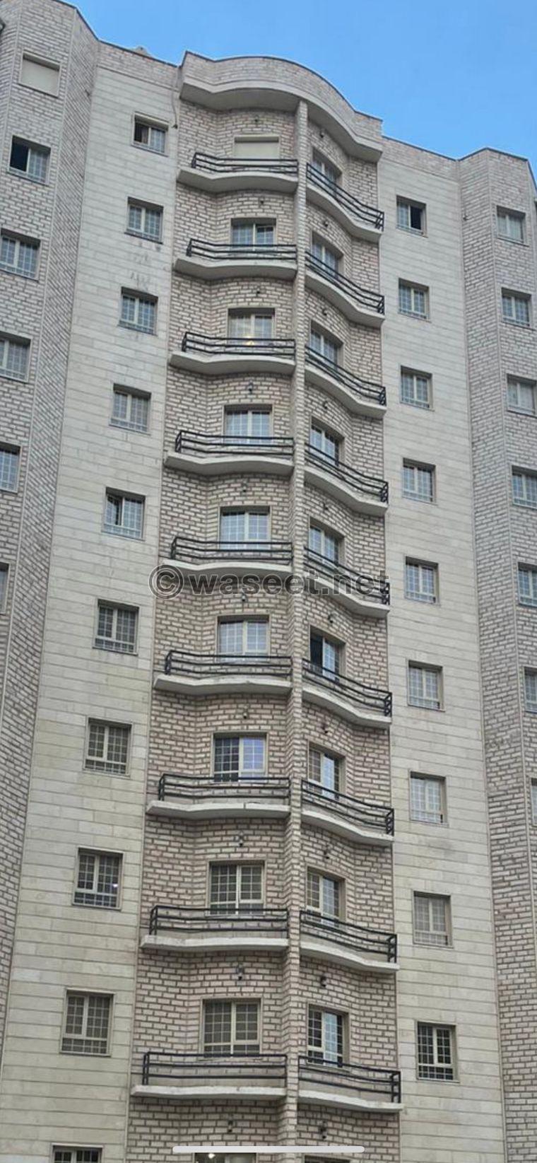 558 m building in Maidan Hawalli  0
